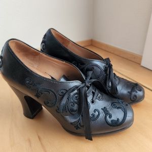 Fluevog Miracles Sight lace-up heel - women's 6